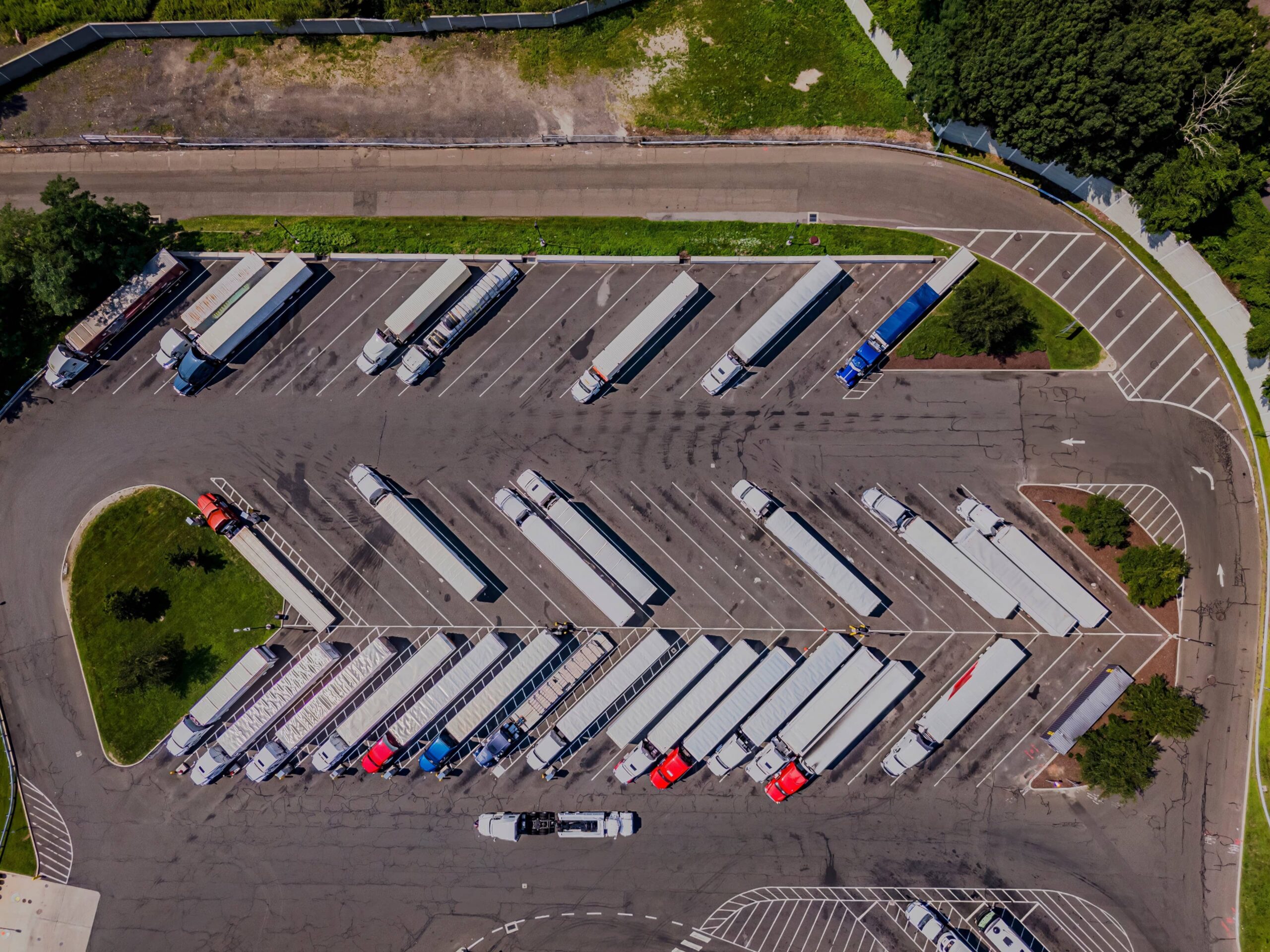 Truck Parking lot Atlanta, parking for trucks, parking lot for trucks, Trailer parking Atlanta Truck parking Atlanta Rv truck parking Trailer parking Atlanta Rv parking Atlanta Atlanta trailer parking Atlanta rv parking